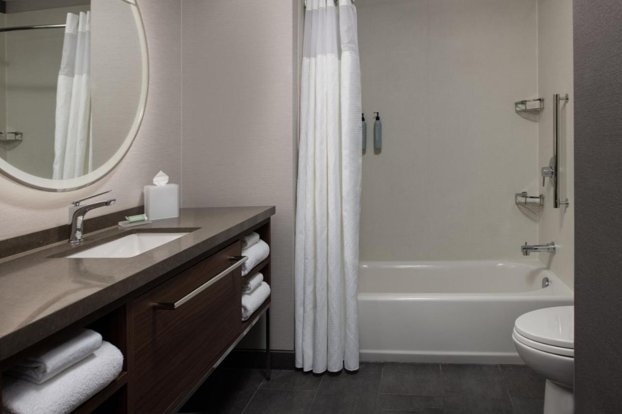 Hotel Courtyard By Marriott Olympia Exterior foto