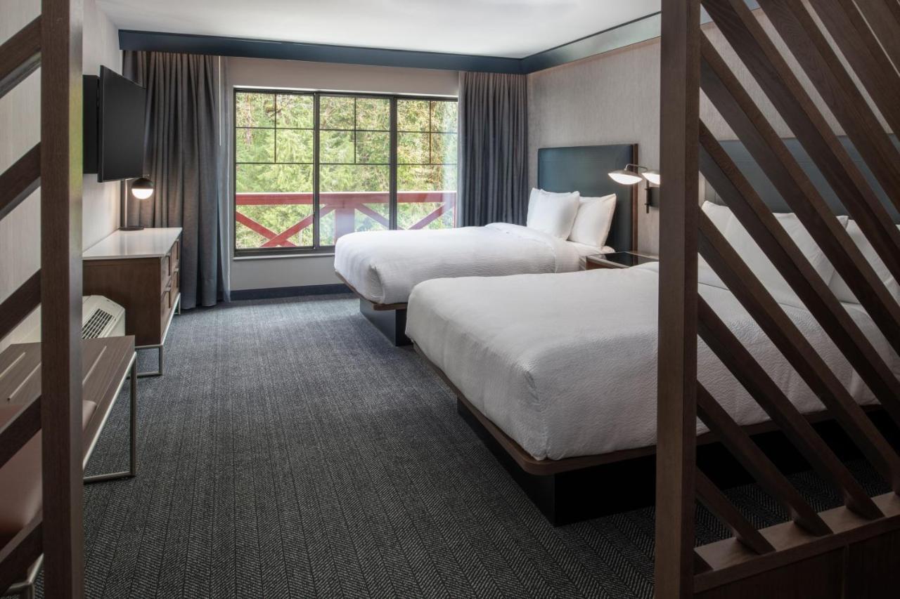 Hotel Courtyard By Marriott Olympia Exterior foto
